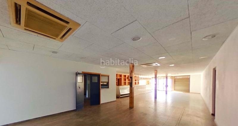 Foto cf59c245-5c9b-445e-95c2-35b1ec2e1ac0. Local comercial a carrer de joanot martorell 9 a Granollers