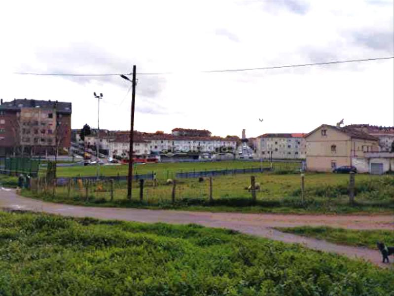 Foto 11ace1da-06e7-419c-b522-0a4f13c5f7dd. Terreno residencial en calle de los ajustadores 58 en Gijón