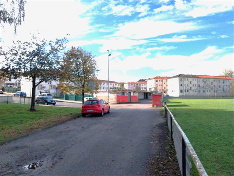 Foto fcc0cdc6-8329-4e91-bf92-7eabbc943d87. Terrain résidentiel dans calle de los ajustadores 58 dans Gijón