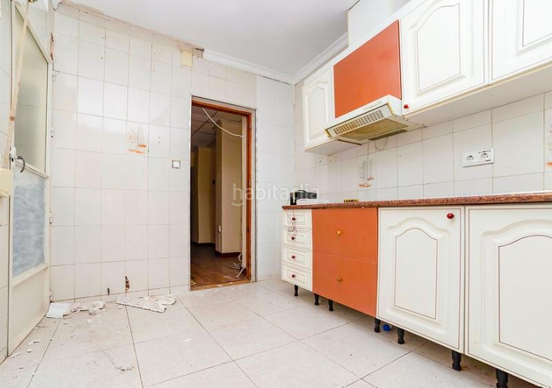 Foto 0de0ab36-5d1b-48e2-8f57-e66b9881c7da. Casa aparellada a San Juan Murcia