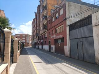 Edifici a Calle raure 2