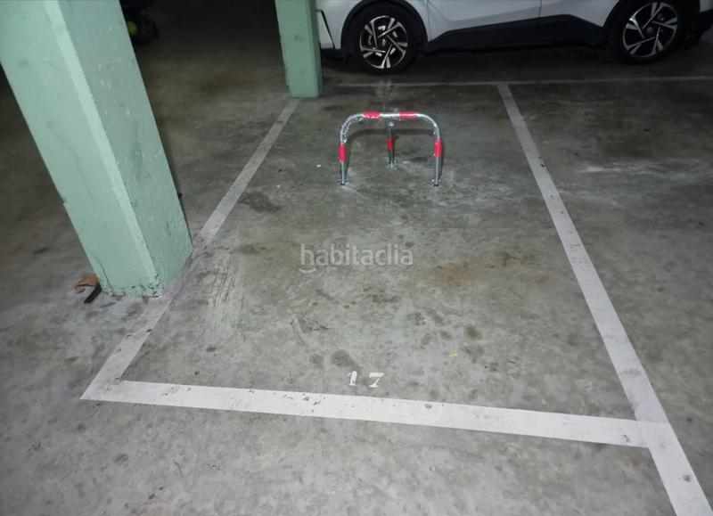 Foto 494ab5d4-b728-4e93-b971-9371599e40de. Autoparkplatz in carrer del pintor sorolla 17 in La Cogullada Terrassa