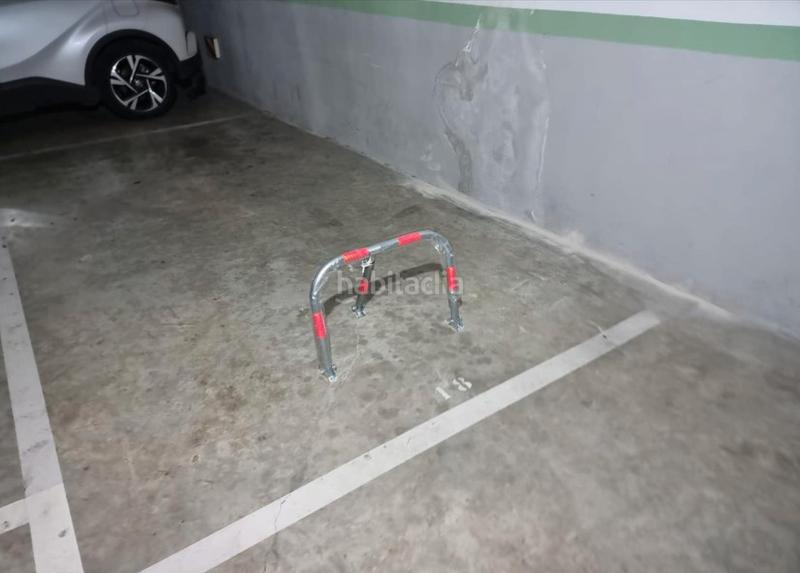 Foto a7f6b193-6d3c-4012-94ec-f881a0dd0e0b. Autoparkplatz in carrer del pintor sorolla 17 in La Cogullada Terrassa