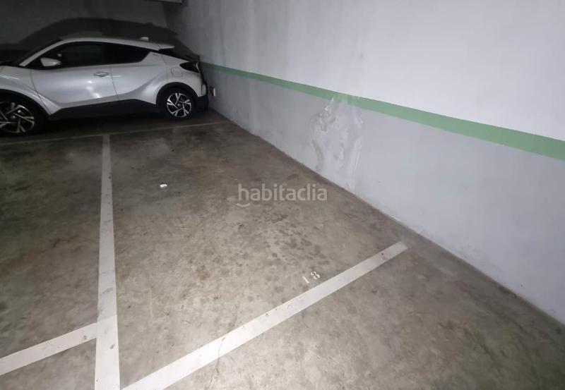 Foto b7cce878-65d0-43f6-95db-0c236d9b2726. Parking voiture dans carrer del pintor sorolla 17 dans Terrassa