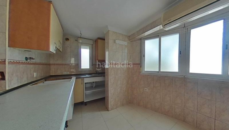 Foto aa3a6677-2f98-4f15-94fc-58ac89e50b13. Flat with heating in Villaverde Alto Madrid