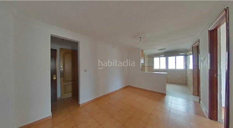 Foto 452ceb11-9e51-4893-b004-2ef4c5d8cbae. Piso en Villaverde Alto Madrid