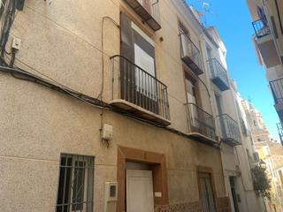 Towny house  Calle obispo arquellada