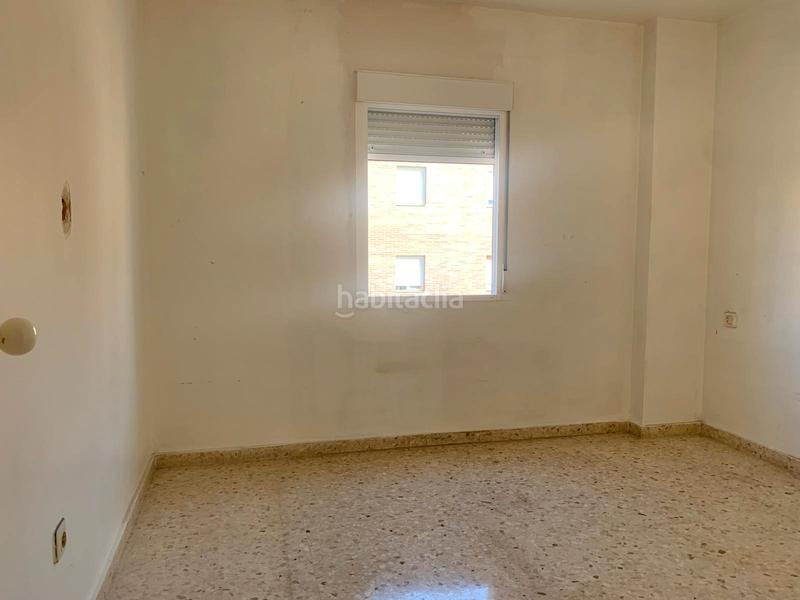 Foto ddffae90-fed8-4df1-b786-a845d211fc0a. Piso en Nuevo Parque - Los Rosales - Tráfico Pesado Huelva