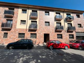 Pis  Carrer torre baixa