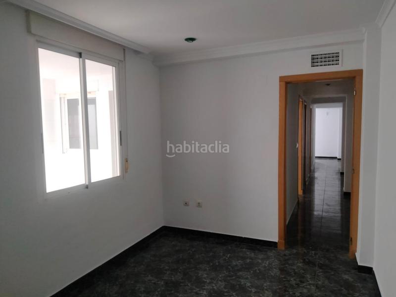 Foto 3d69df63-a9c9-4f8b-9440-29173b7b79b6. Appartamento in Reina Victoria - Miguel Hernández Elche / Elx