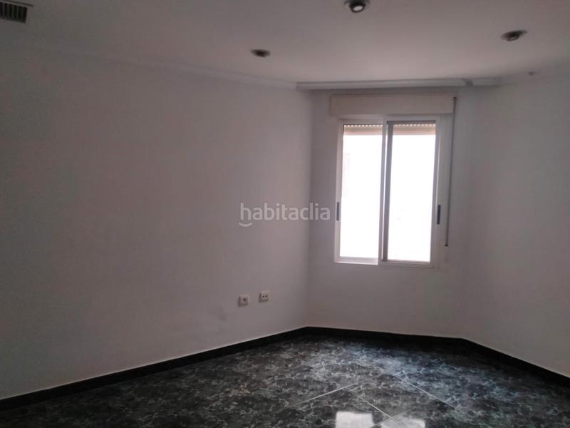 Foto 7a50481f-bb1b-4370-b527-734e5d3eb22c. Appartement dans Reina Victoria - Miguel Hernández Elche / Elx