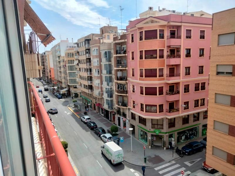 Foto cbcb17e2-cf11-4a89-83ec-56f6a3ead224. Appartement dans Reina Victoria - Miguel Hernández Elche / Elx