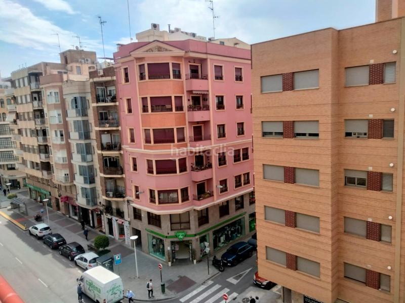 Foto f018c0dd-f565-48be-8c90-d8b222f7445a. Etagenwohnung in Reina Victoria - Miguel Hernández Elche / Elx