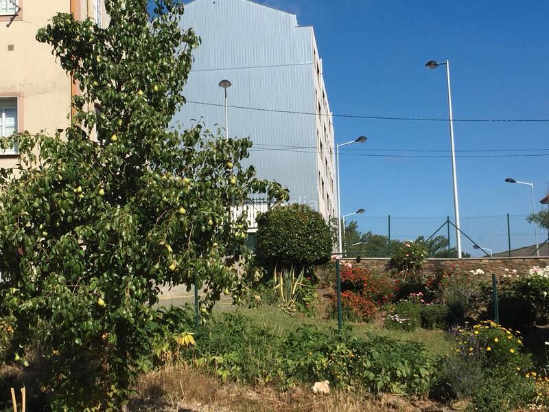 Foto fc2909ef-018c-44db-8d1d-6109735bce54. Wohngrundstück in rúa da fonte dos concheiros 24 in Santiago de Compostela