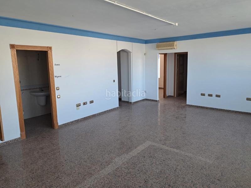 Foto 19bf07ca-f9c1-4e27-8d39-9c3df6402bfd. Local comercial excelente local comercial en Huércal - Overa