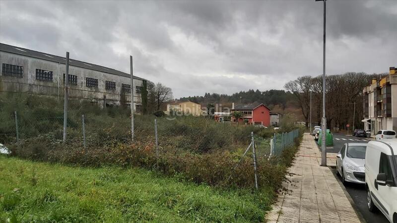 Foto 12caa7c1-8b57-4404-a7cb-49275e17fa3a. Terreno residencial en rúa 56 8 en Lalín