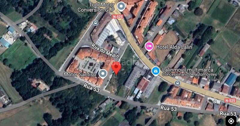 Foto 166a67a1-1944-4d29-b2f8-086cf9aa4793. Terreno residencial en rúa 56 8 en Lalín