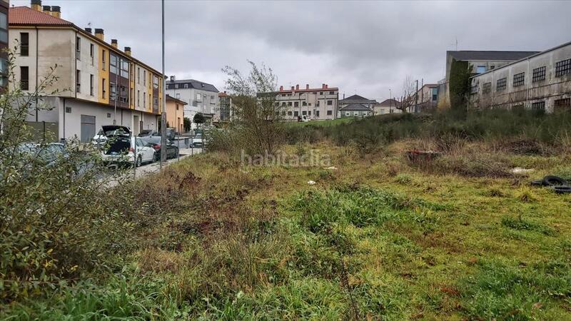 Foto 8fb811ea-d599-49b8-8922-e5ff119609bc. Terreno residencial en rúa 56 8 en Lalín