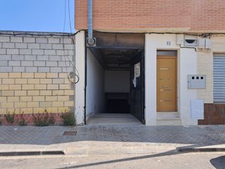 Aparcament cotxe a Avenida Blas Infante