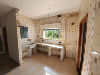 Pis  Carrer de betilla. Vivienda unifamiliar con jardin