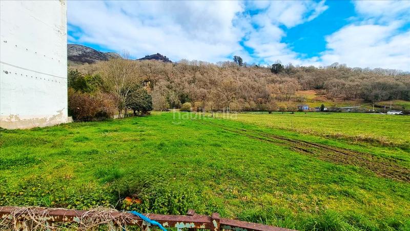 Foto c24c1d98-cb73-48c5-af2a-3d14e545ce94. Terreno residenziale in calle vega de contranquil 10 in Cangas de Onís
