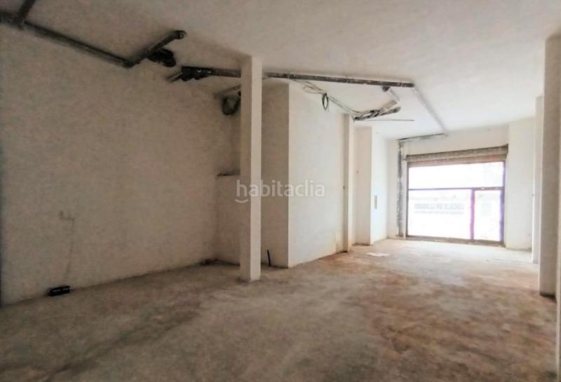 Foto 3bcaa235-3578-4065-bce7-8af8426b8de6. Local comercial a carrer puig i llagostera 9 a Centre Vendrell (El)