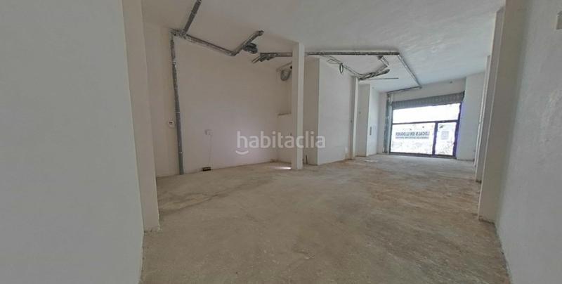 Foto 905427f4-2bcd-4310-9310-ab46d922436b. Local comercial a carrer puig i llagostera 9 a Centre Vendrell (El)