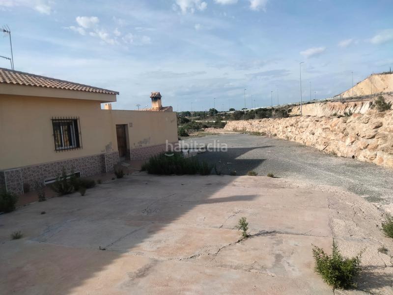 Foto 0eb78d60-7f23-4ced-93f2-bc48760e80f6. Chalet finca rústica con casa rural en Ciutat Esportiva Elche / Elx
