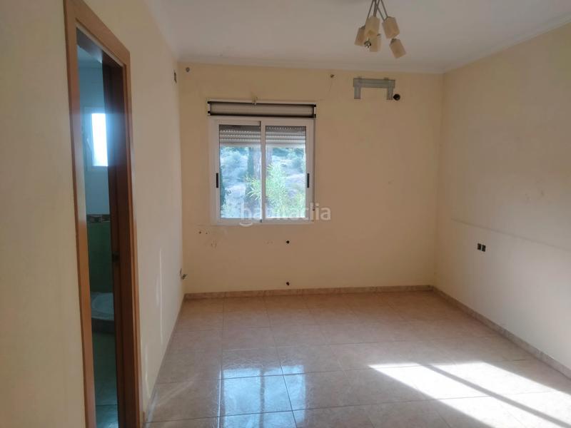 Foto 956f3360-0410-4c56-8b4d-0e6d3dc3518c. Chalet finca rústica con casa rural en Ciutat Esportiva Elche / Elx
