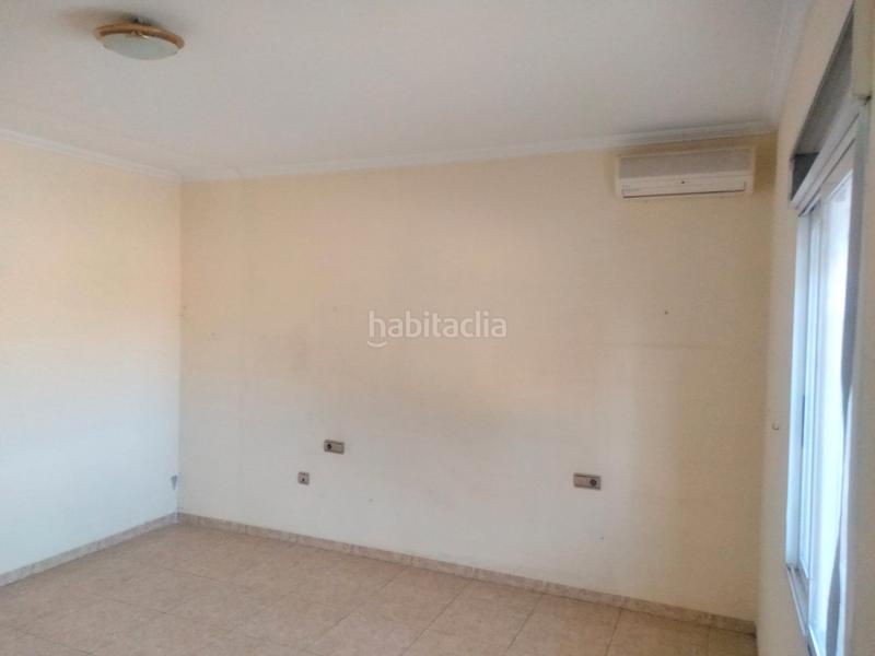 Foto d94175e1-90ba-4736-963d-b2c25ad9d209. Chalet finca rústica con casa rural en Ciutat Esportiva Elche / Elx
