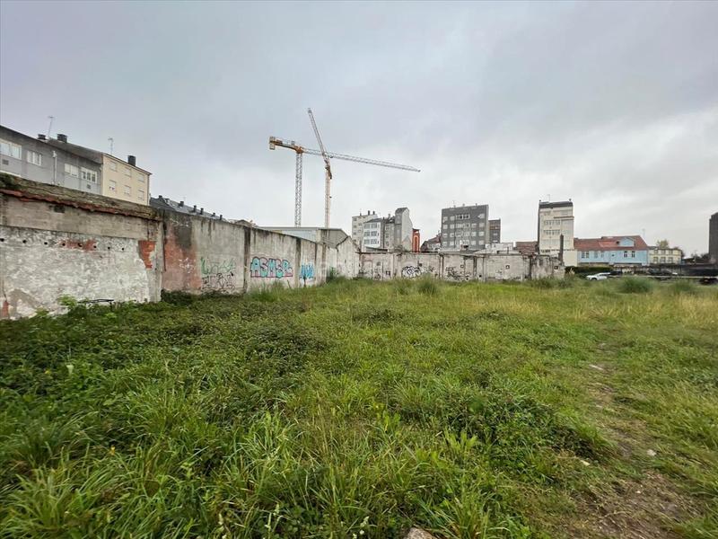Foto 2a682711-c409-4044-99c0-b73d801e29fd. Terreny residencial a rúa millarengo 366 a San Juan Ferrol