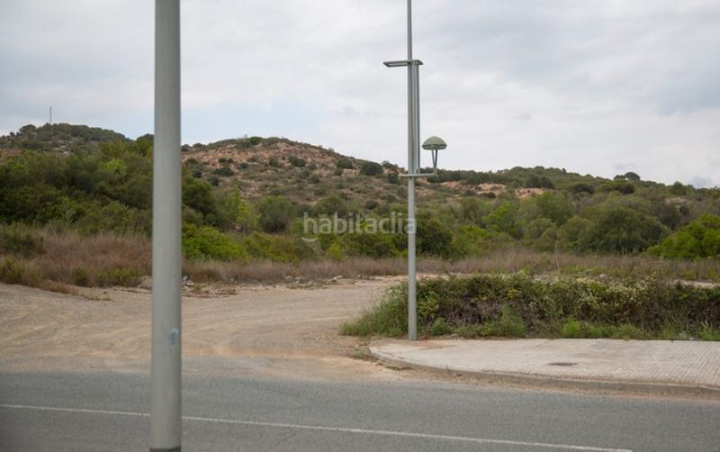 Foto 1b22bbba-00cd-4659-8deb-c65d8a13aa4b. Fondo rustico in carrer de la cigonya 16 in Urbanitzacions de Llevant Tarragona