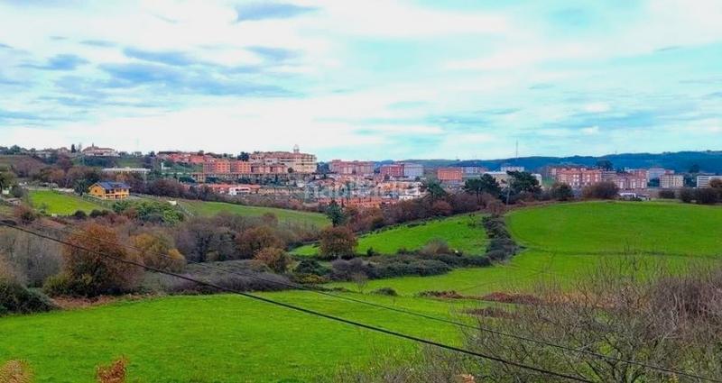 Foto a9d9ce4a-4270-437d-b8a4-2a1514bf9fd1. Terreno residencial en polígono sector 12 75 en Llaranes Avilés