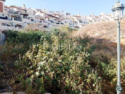 Foto 57bfc88c-6c73-4129-be5e-2b44688ac772. Terreny residencial a urbanizacion Nerja golf 18 a Nerja