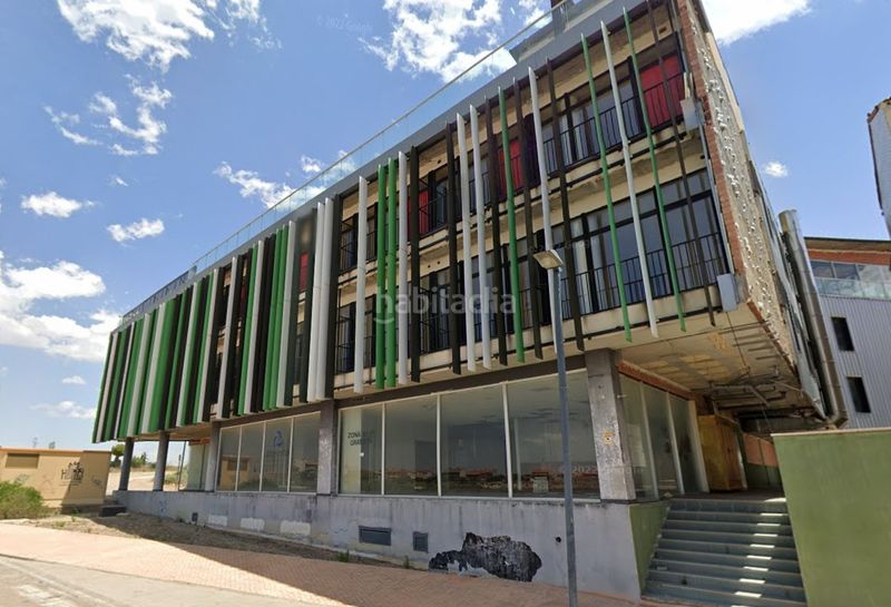 Foto 1c79940d-b45e-4224-8dd8-4b44d7cc9c22. Edificio in agustina de aragón 2 in Muela (La)