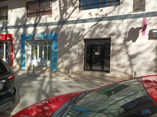 Aparcament cotxe a Carrer de la Sardana