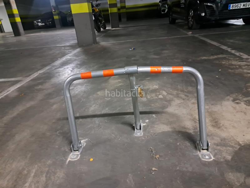 Foto 07c1348d-f1d9-4f8e-b682-bcb18e2ec1c2. Local commercial dans El Plantinar - Avda. La Paz - El Juncal Sevilla