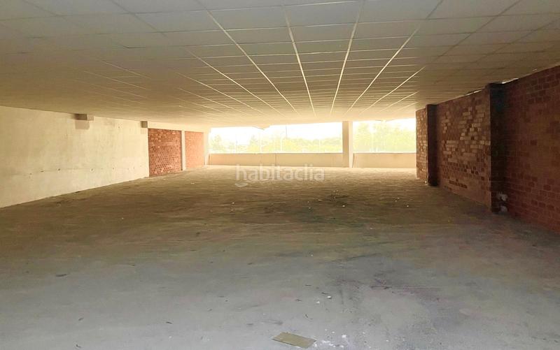 Foto 795bb030-0735-4302-9cb9-694f47b06fd4. Local comercial a Playa Burriana