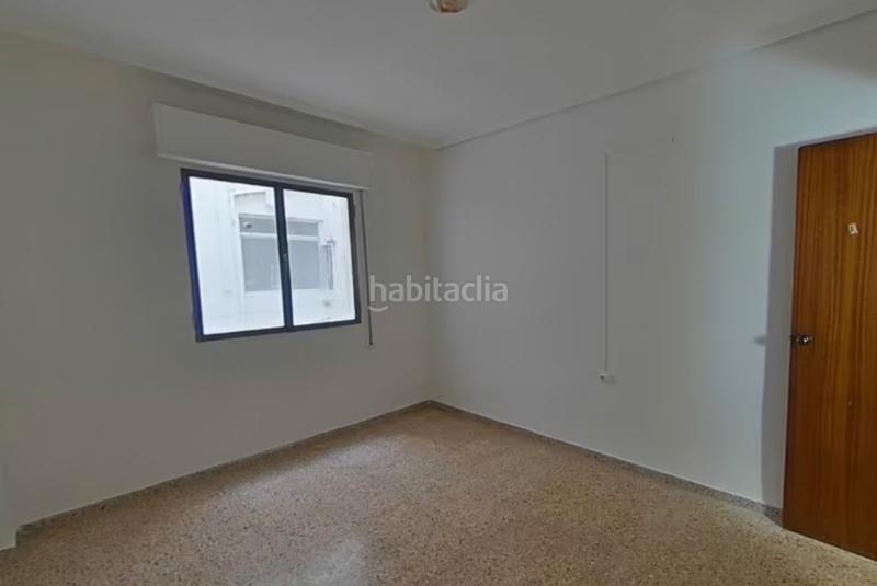 Foto d10e522f-69b9-45e7-a05f-560279caa93a. Piso en El Grao Castellón de la Plana