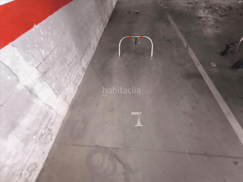 Foto cb6dd6ab-5fab-4ce8-a886-f2f30ac9423a. Car parking in Torreforta Tarragona