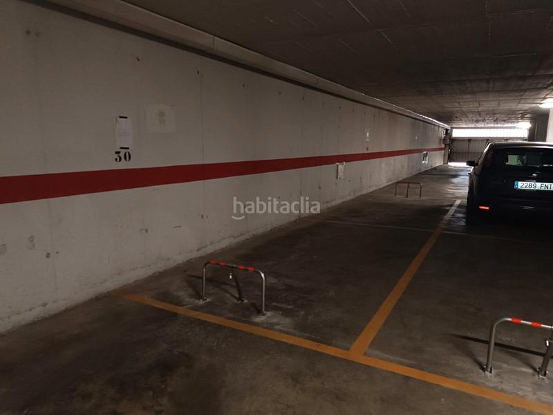Foto f81f1b3a-944a-4e53-af3d-a6ccecee9bfd. Parking coche en Cappont Lleida