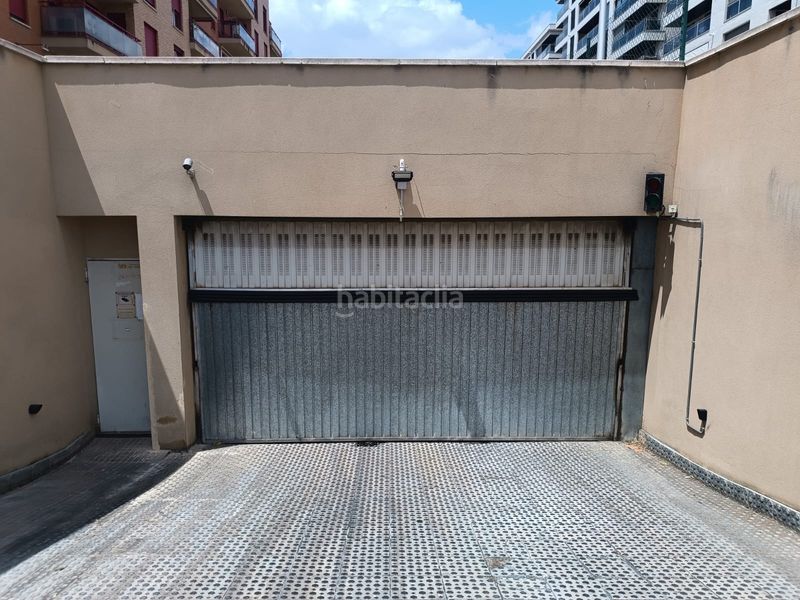 Foto d7bb0f9f-5651-4b91-89b0-ac82ba5172ef. Autoparkplatz in Cappont Lleida