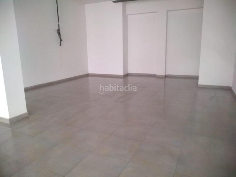 Foto 03a0ce75-7e5c-4785-a7ef-efe76633d0c2. Local comercial a Torreforta Tarragona