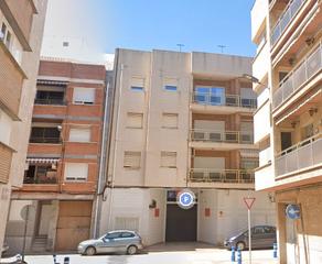 Pis  Carrer del grau. Activo ocupado por un tercero” “imposible visita interior” “solo