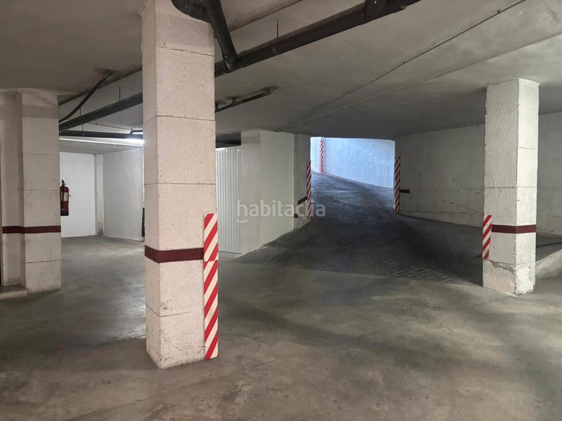 Foto d28ea8ae-9d4a-487b-8120-159768be476f. Parking coche en Mazarrón casco urbano Mazarrón