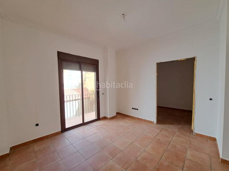 Foto 4cd6a7a3-e314-4725-82b6-abf37891eab4. Casa adossada a Santa Eufemia Tomares