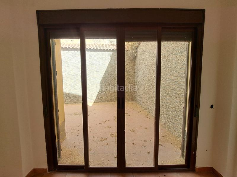 Foto 56f7829b-0e66-43bb-adae-bb15ba58b417. Casa adossada a Santa Eufemia Tomares
