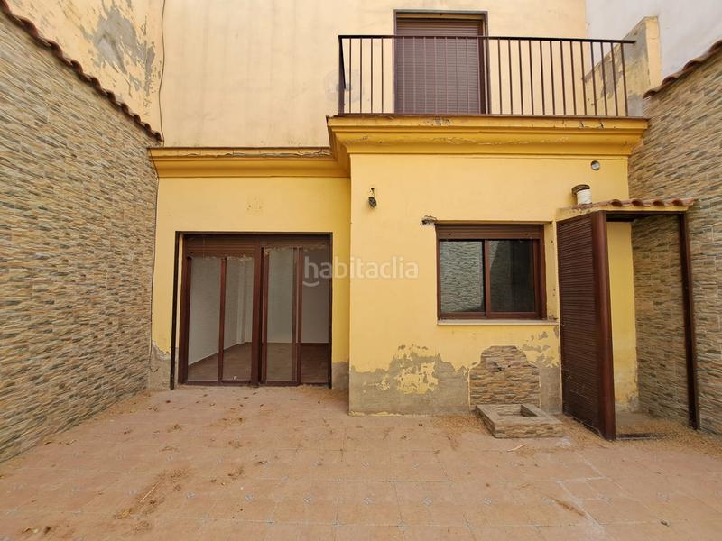 Foto 8e782129-ae19-4fb4-ae5d-3198a8bb0fa2. Casa adossada a Santa Eufemia Tomares
