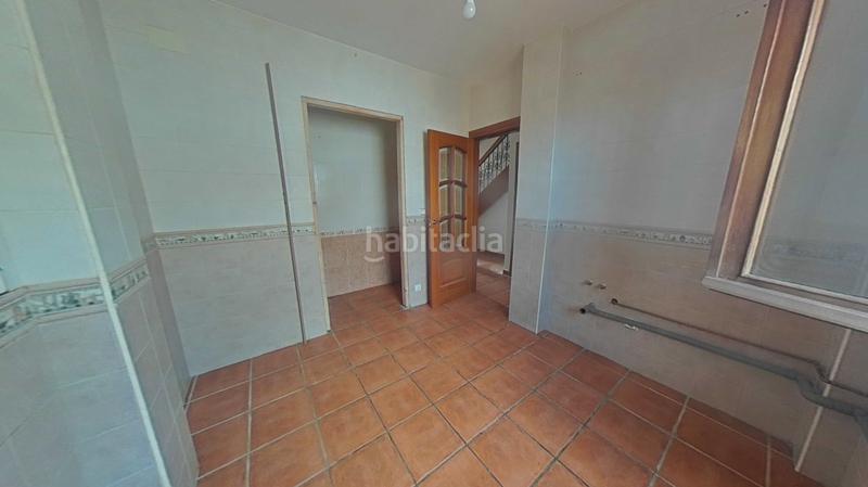 Foto 48e25c5b-7de8-419e-8be1-743cd14f27cc. Casa con parcheggio in Íllora