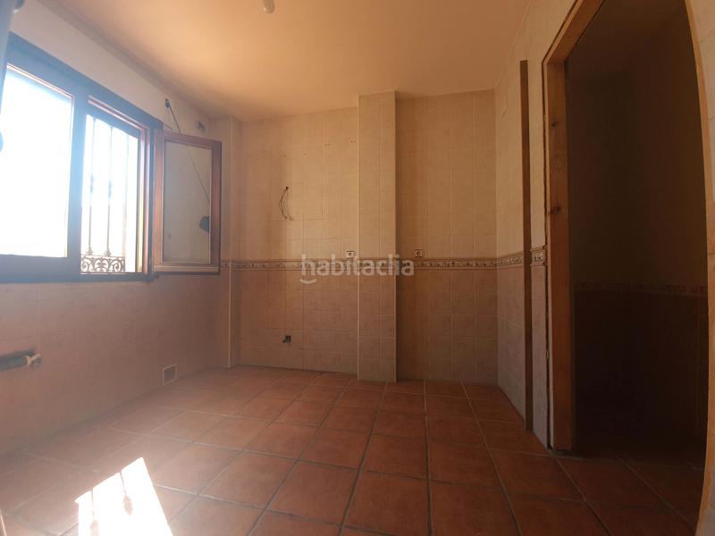 Foto 697d4fe7-c4a3-4b58-b56a-9ae96fe1bbc1. Casa con parcheggio in Íllora